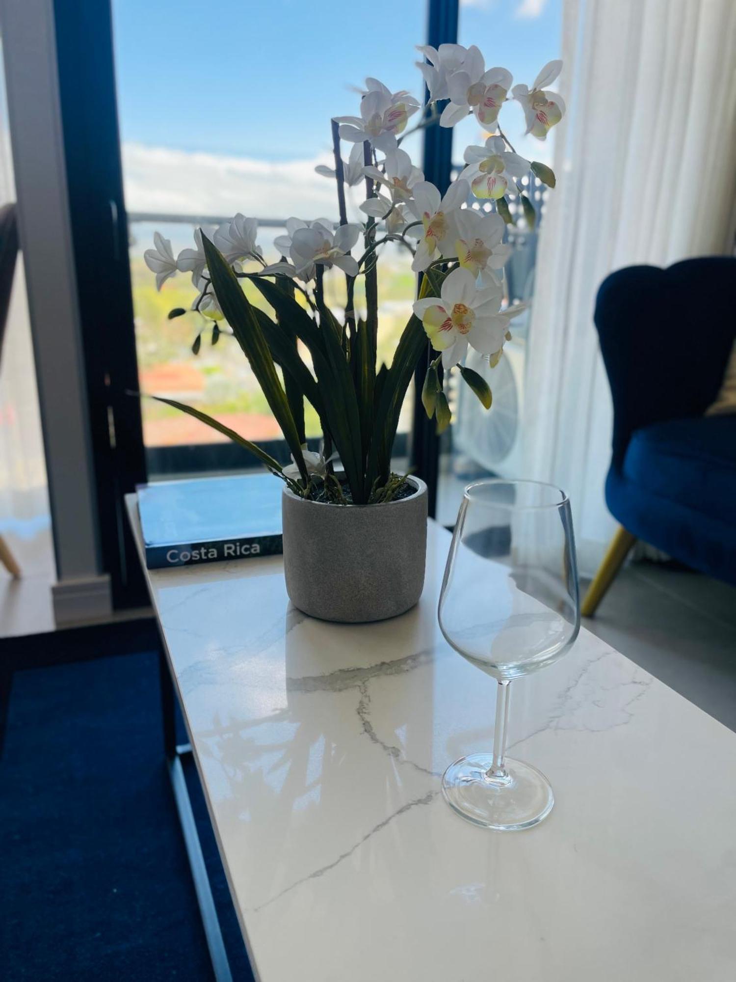 Skygarden Nunciatura Luxury Apartment #705 San José Esterno foto